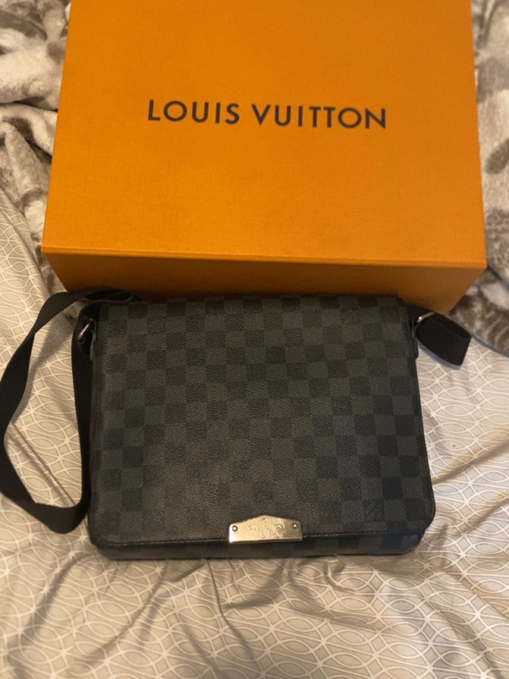 Louis Vuitton Black Damier Graphite Canvas Messenger Bag with Metal Plate